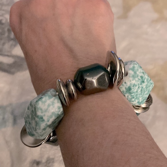 Paparazzi Large Stone-like Stretchy Bracelets - Picture 5 of 5